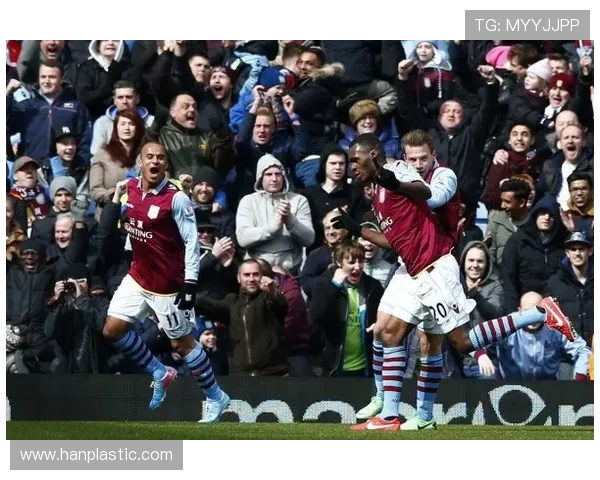 英超焦点战利物浦力克阿斯顿维拉展现争冠雄心与强大实力再度崛起