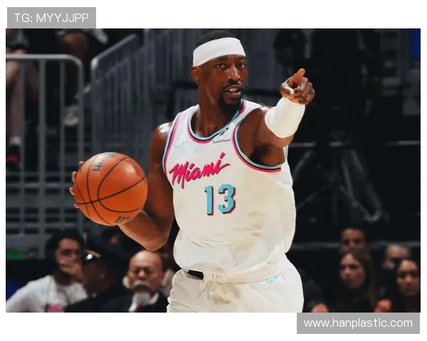 特纳状态低迷12投仅中3三分球表现惨淡仅得14分7篮板2助攻