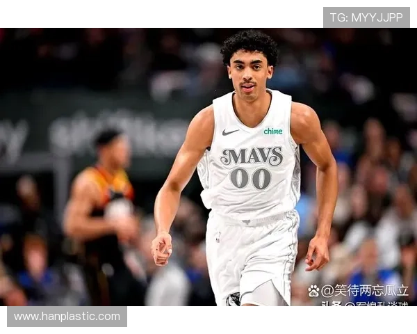 卡梅隆克里斯蒂第三节表现出色6中4砍下12分2助攻展现潜力